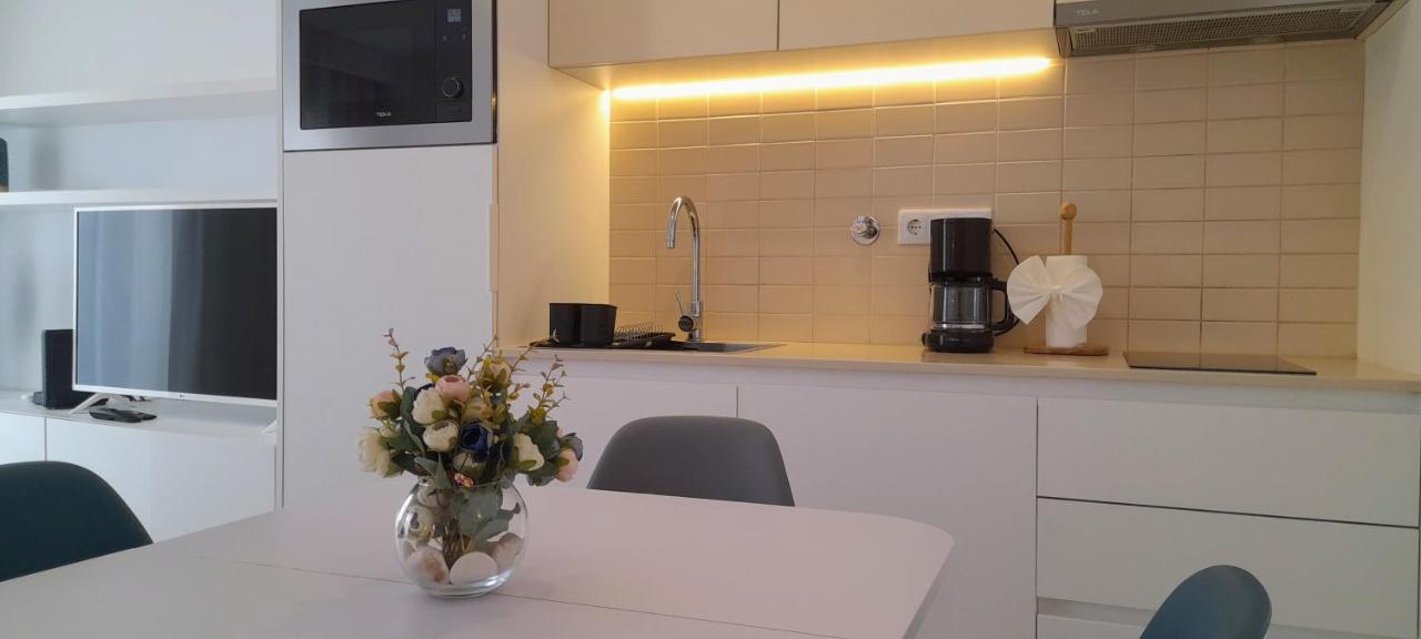Light Brown Central Apartment Aveiro Exterior foto